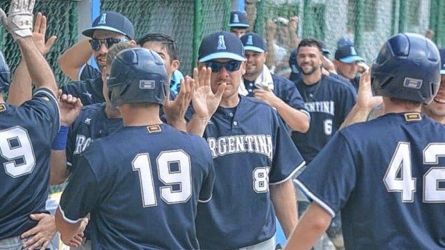 La Selección Argentina de Sóftbol y un gran debut. La Selección Argentina de Sóftbol y un gran debut.