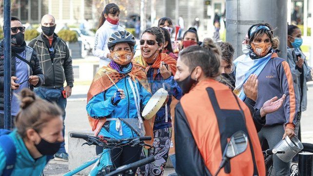 Aseguran que los gimnasios atraviesan una crisis terminal.