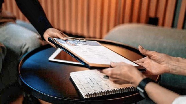 Empresas incorporan personal