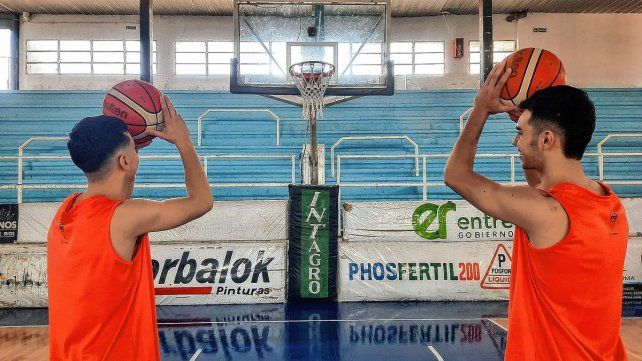 Joaquín y Bautista Fernández cumplirán el sueño de jugar juntos en Echagüe.