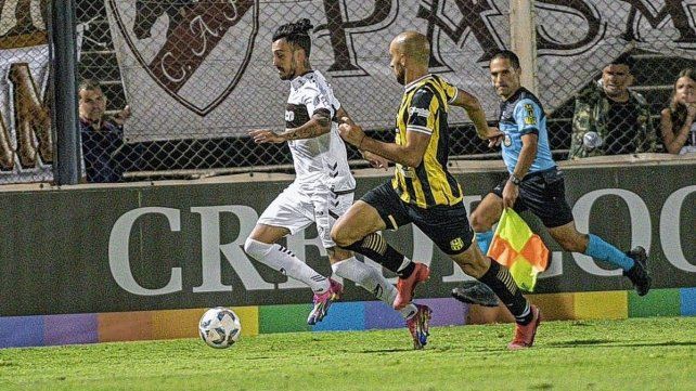 Platense pasó de fase . Platense pasó de fase .