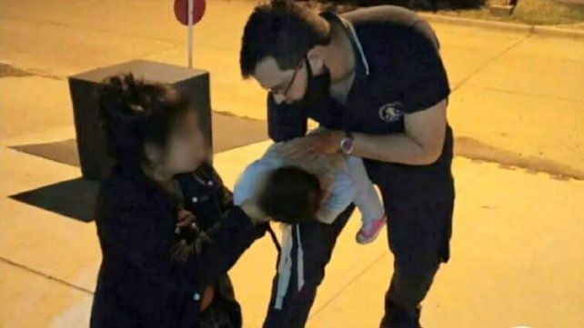 Bomberos voluntarios entrerrianos salvaron a un bebé que se ahogaba con comida