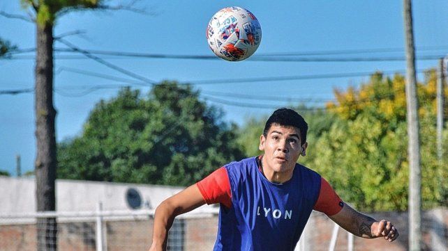 Gustavo Canto reaparecerá a la última línea de Patronato
