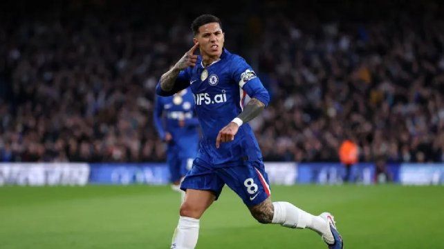 Golazo de Enzo Fernández en la victoria de Chelsea sobre Tottenham Golazo de Enzo Fernández en la victoria de Chelsea sobre Tottenham