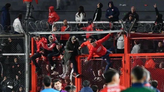 Independiente podrá jugar con público ante Banfield Independiente podrá jugar con público ante Banfield