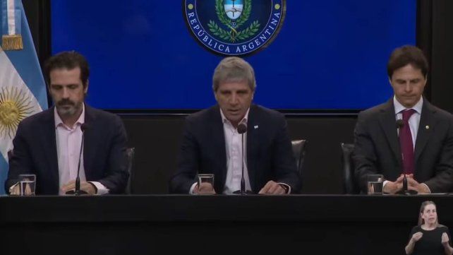Caputo anunció medidas para impulsar el crédito hipotecario con fondos de la Anses Caputo anunció medidas para impulsar el crédito hipotecario con fondos de la Anses