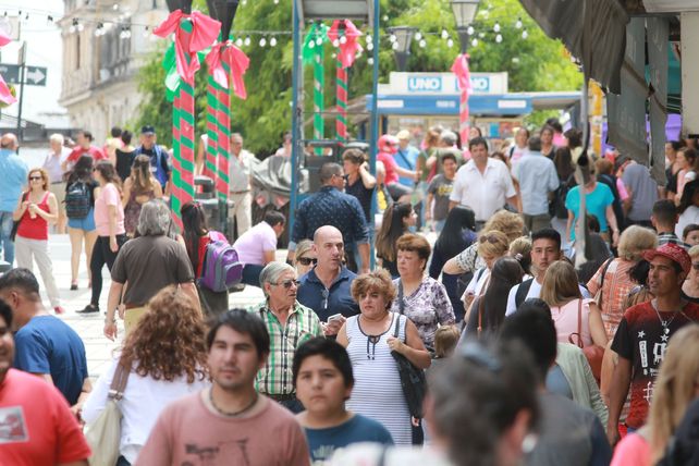 Desde la semana pasada mucha gente pregunta precios y evalúa regalos en estas Fiestas. Desde la semana pasada mucha gente pregunta precios y evalúa regalos en estas Fiestas.