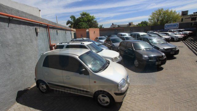 Mantener un auto usado ronda hoy los 10.000 pesos por mes