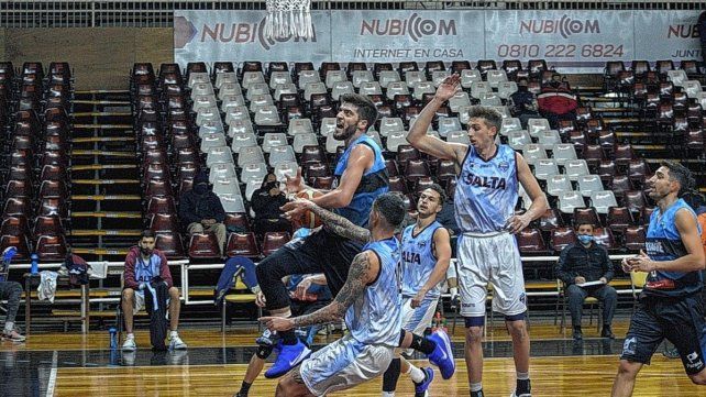 Echagüe terminó con un récord de 18 triunfos y 9 derrotas.