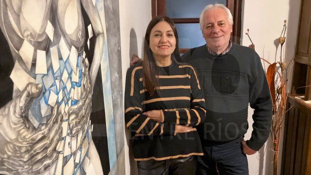 Ana Garello y Mario Milocco hicieron historia en los premios del Salón Provincial de Artes Visuales de Entre Ríos. Ana Garello y Mario Milocco hicieron historia en los premios del Salón Provincial de Artes Visuales de Entre Ríos.