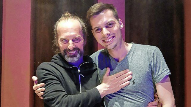 Enzo Demartini tomó clases con el Chango spasiuk y ha compartido escenarios con él.