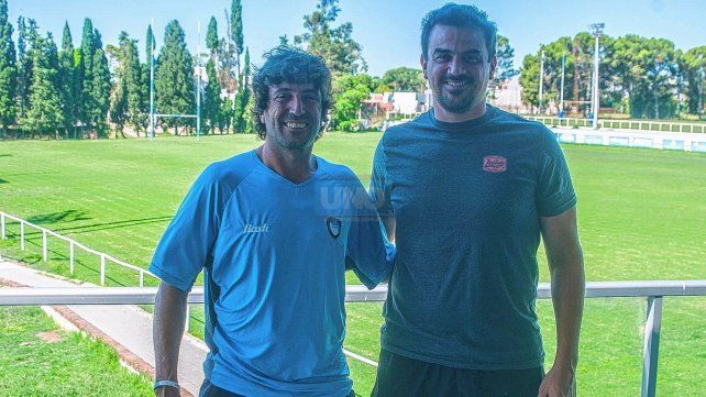 Francisco Nin junto a Luciano Buttazzoni, uno de los entrenadores de Preintermedia. Francisco Nin junto a Luciano Buttazzoni, uno de los entrenadores de Preintermedia.