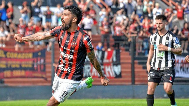 Emanuel Dening, la carta goleadora de Patronato. Emanuel Dening, la carta goleadora de Patronato.