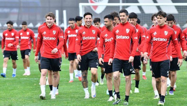 River visita a Atlético Tucumán con mayoría de juveniles River visita a Atlético Tucumán con mayoría de juveniles