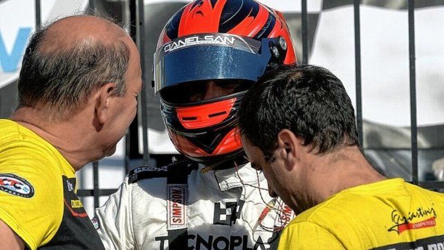 Renzo Testa se baja del Gurí Martínez Competición. Renzo Testa se baja del Gurí Martínez Competición.