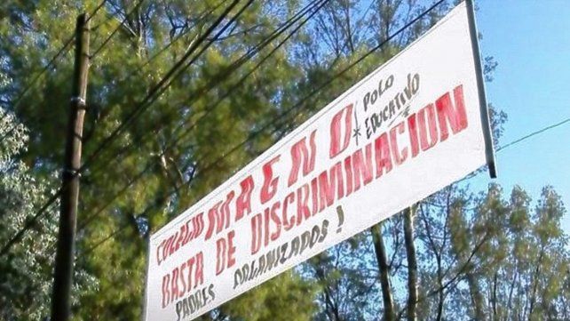 Padres y madres denunciaron que una escuela privada dejó sin vacantes a ocho alumnos con discapacidad. Se trata del establecimiento educativo Magno College, ubicado en la localidad de Villa Rosa, partido bonaerense de Pilar.