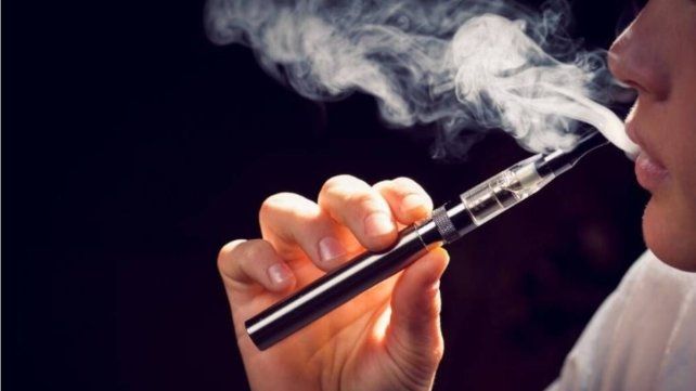La trampa del vapeo: prohibición, mercado negro y pulmones en riesgo La trampa del vapeo: prohibición, mercado negro y pulmones en riesgo
