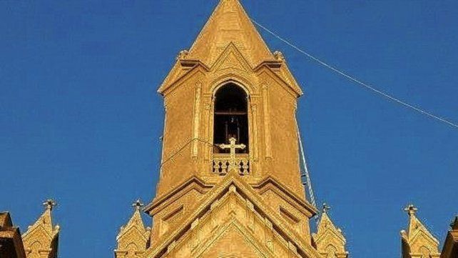 Arquitectura. La parroquia fue diseñada por el arquitecto Juan Baustista Arnaldi, el mismo que realizó la Catedral Metropolitana Nuestar Señora del Rosario de Paraná.