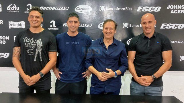 Walter Perazzo junto a su equipo de trabajo Walter Perazzo junto a su equipo de trabajo