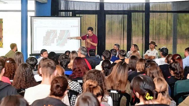 La Uader presentó un informe sobre el relevamiento realizado tras las quemas de enero en la Isla Puente