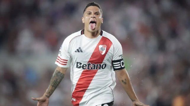 River derrotó a Gimnasia (LP) con un doblete de Juanfer Quintero. River derrotó a Gimnasia (LP) con un doblete de Juanfer Quintero.