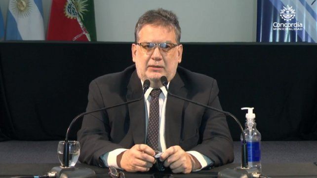 Francolini, de Concordia, también se manifestó a favor del paquete de medidas, que incluyen la suspensión transitoria de clases presenciales. 