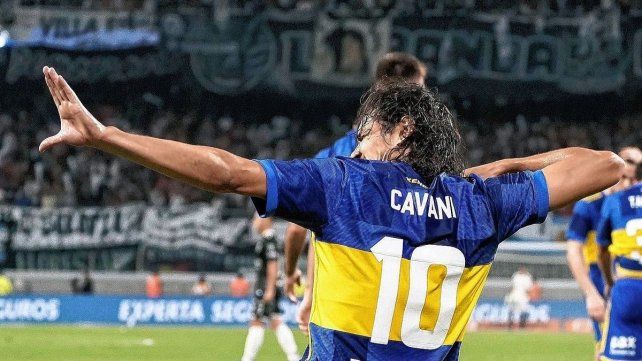 Cavani marcó dos goles para Boca en Santiago del Estero. Cavani marcó dos goles para Boca en Santiago del Estero.