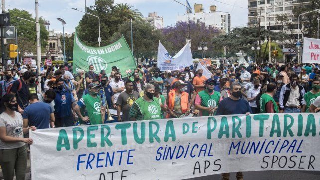 Paraná: Bahl convocó a una reunión paritaria y frenó el paro de tres gremios municipales