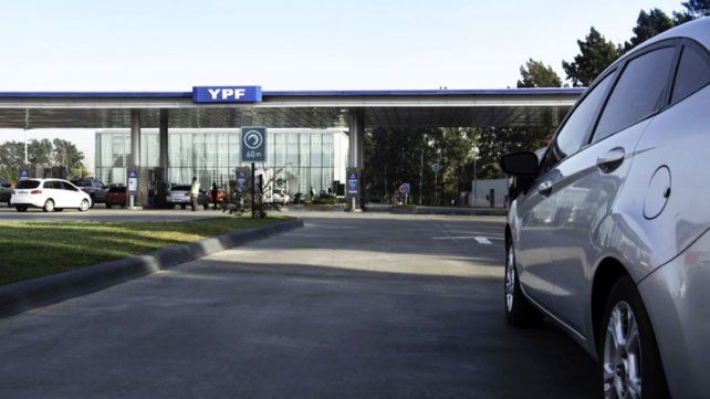 YPF asegura que será el último aumento de precios del año.