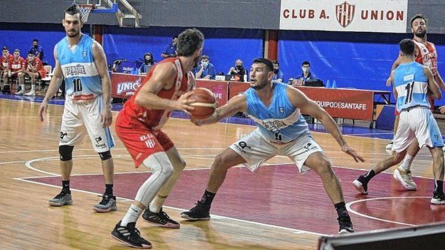 Echagüe volverá a jugar en Santa Fe, en este caso el escenario será la cancha de Colón.