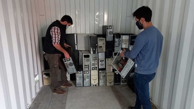 Las actividades incluyen la recolección de residuos electrónicos reciclables. 