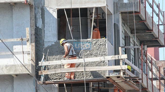 El costo de la construcción creció, pero por debajo de la inflación en el primer semestre del año