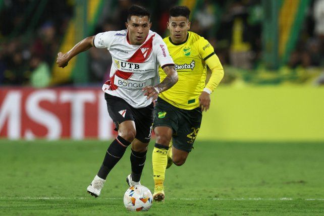 Defensa empató de local en Florencio Varela. Defensa empató de local en Florencio Varela.