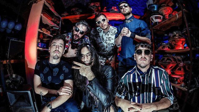 Maniquí está integrada por Cone González, Gela Lagraña, Jimmy Martinez, Larva Solana, Lito Cabrera y Pablo Sarli.