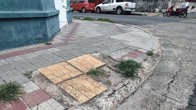 En Concordia solicitan reparar rampas de discapacidad.