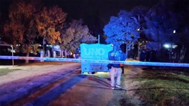 Un policía de 22 años disparó su arma y mató a otro hombre de 21. Luego salió corriendo del lugar y se suicidó