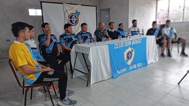 Don Bosco presentó al cuerpo técnico. Don Bosco presentó al cuerpo técnico.
