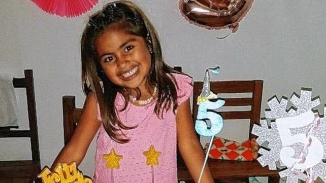Según se conoció, el presunto homicida de Guadalupe Lucero que se presentó ante la Policía padece esquizofrenia. Realizan rastrillajes en Potrero de los Funes