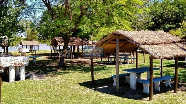 La costa del Paraná será una opción para este verano y Valle María se prepara.