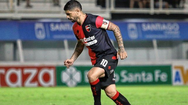 Éver Banega volvió a vestir la camiseta de Newell Éver Banega volvió a vestir la camiseta de Newell