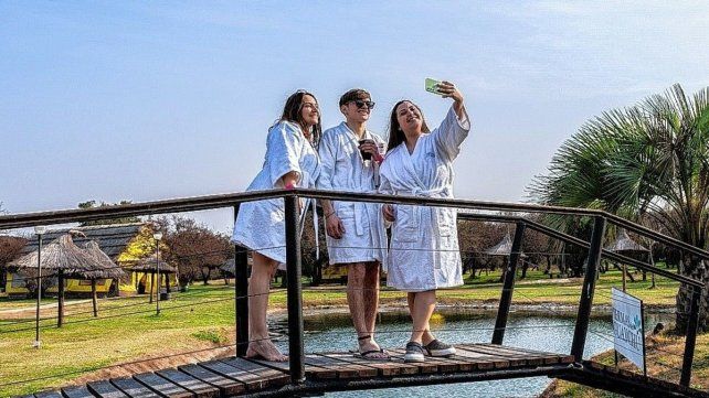 Gualeguaychú es una de las 14 localidades con termas en Entre Ríos Gualeguaychú es una de las 14 localidades con termas en Entre Ríos