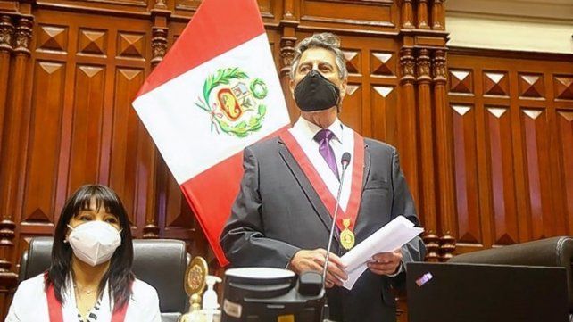 Perú: Sagasti asumirá como presidente interino