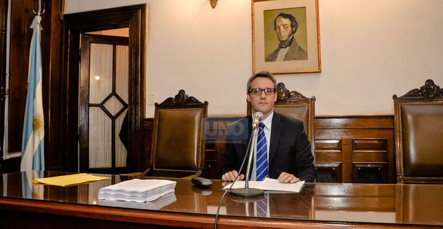 El juez federal Leandro Ríos recibió al jefe de la policía federal. Foto UNO Mateo Oviedo. El juez federal Leandro Ríos recibió al jefe de la policía federal. Foto UNO Mateo Oviedo.