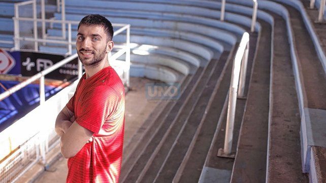 Lautaro Pividori en las tribunas del Butta, donde espera tener una gran temporada. Lautaro Pividori en las tribunas del Butta, donde espera tener una gran temporada.