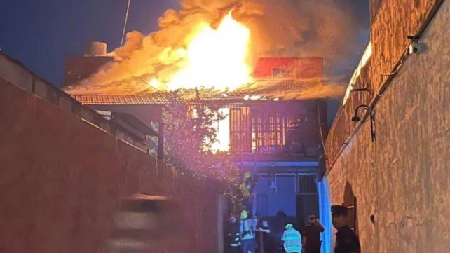Paraná: se incendio en una casa en calle Alsina Paraná: se incendio en una casa en calle Alsina