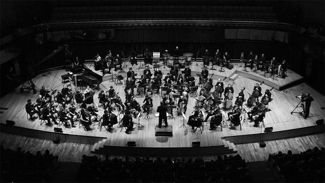 El sábado 21 de octubre a las 20.30 horas se llevará a cabo en el Centro Cultural La Vieja Usina, el próximo concierto de la Orquesta Sinfónica de Entre Ríos El sábado 21 de octubre a las 20.30 horas se llevará a cabo en el Centro Cultural La Vieja Usina, el próximo concierto de la Orquesta Sinfónica de Entre Ríos 