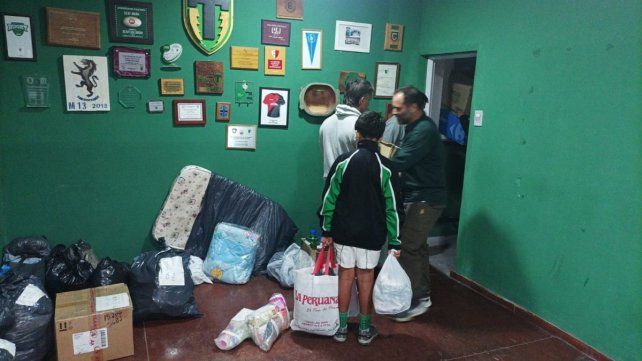 Solidaridad en acción: clubes de Paraná piden donaciones para Bahía Blanca. Solidaridad en acción: clubes de Paraná piden donaciones para Bahía Blanca.