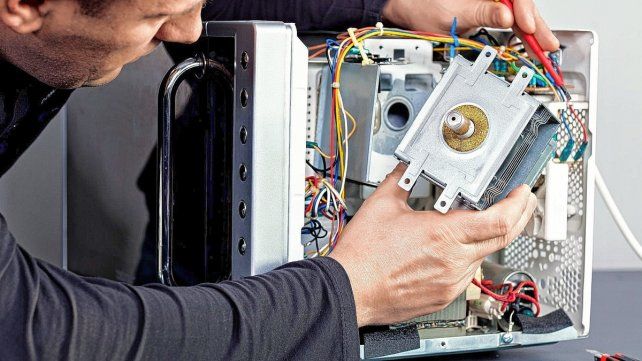 Técnicos que arreglan electrodomésticos tienen altísima demanda Técnicos que arreglan electrodomésticos tienen altísima demanda