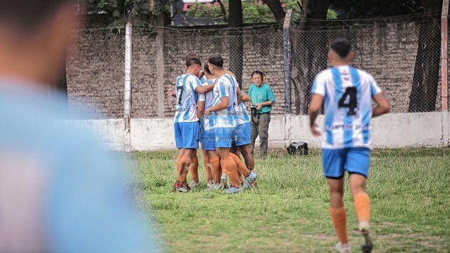 Belgrano derrotó 5 a 1 a Palermo en el barrio Rocamora. Belgrano derrotó 5 a 1 a Palermo en el barrio Rocamora.