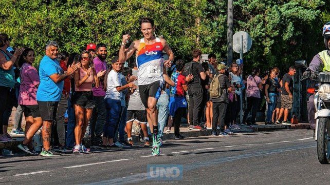 El seguiense Juan Cruz Bustos se quedó con el Maratón Malvinas No Olvidar del 2024. El seguiense Juan Cruz Bustos se quedó con el Maratón Malvinas No Olvidar del 2024.